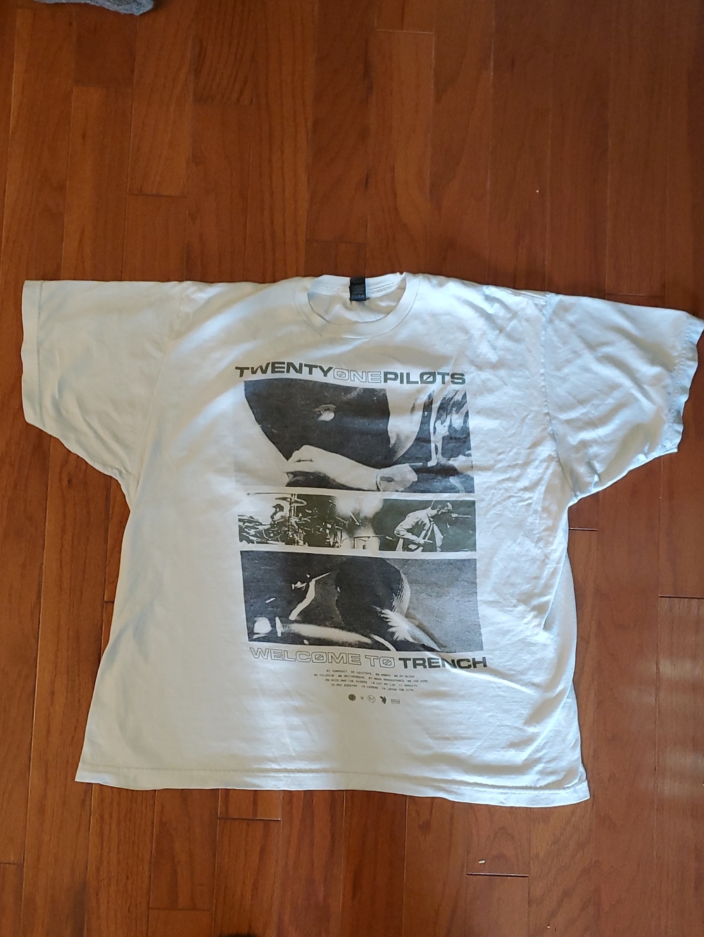 Twenty One Pilots Welcome to Trench Size Extra Large